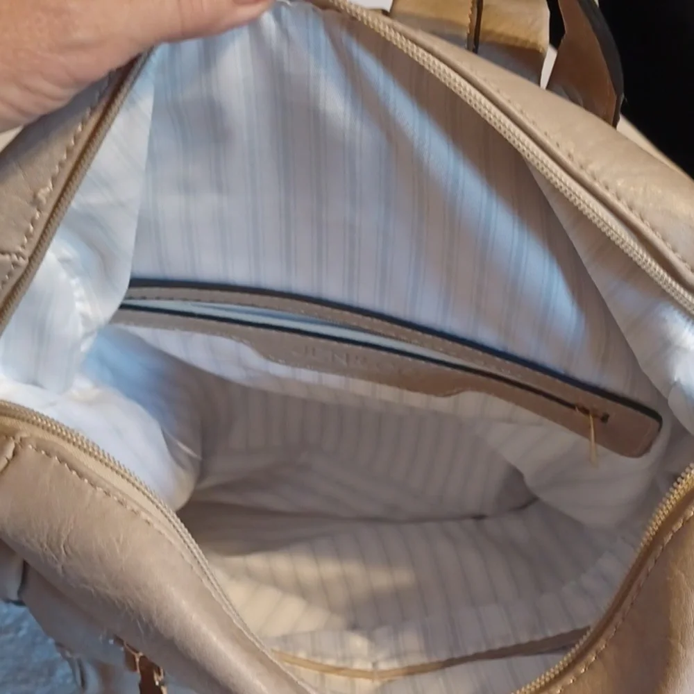 JEN & Co. Backpack over the shoulder bag gray vegan